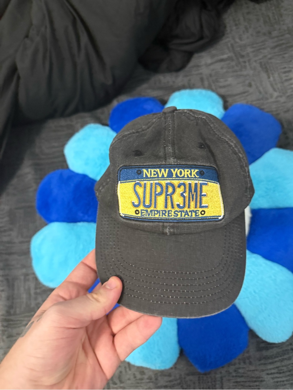 Supreme hat New York